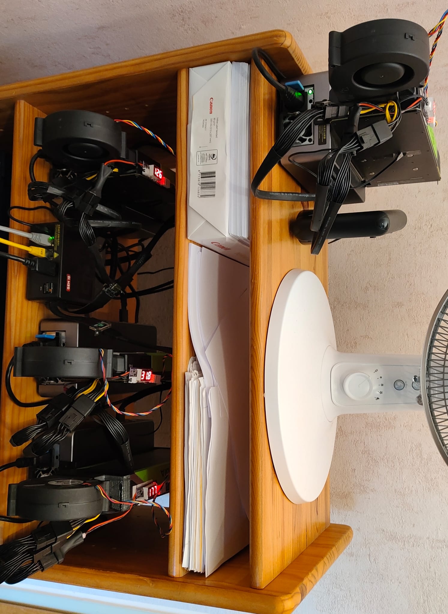 Full setup — the eGPU shelf